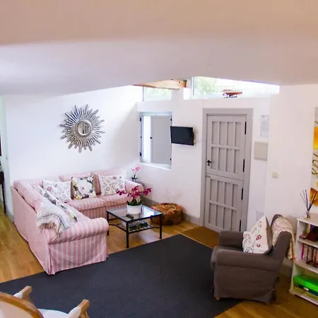 Casa Lucinda Nyaraló *